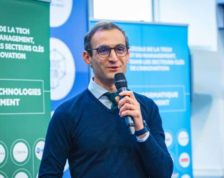 Loucif Ouyahia, Global Head of Digital Healthcare chez Jazz Pharmaceuticals, intervenant à Ionis-STM